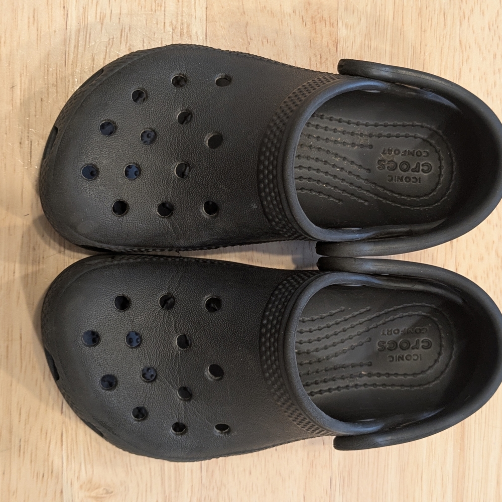 Black Little Kids Crocs Size 9